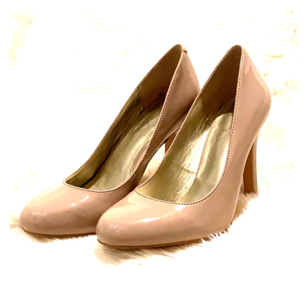 Jessica Simpson 👠 “Field”